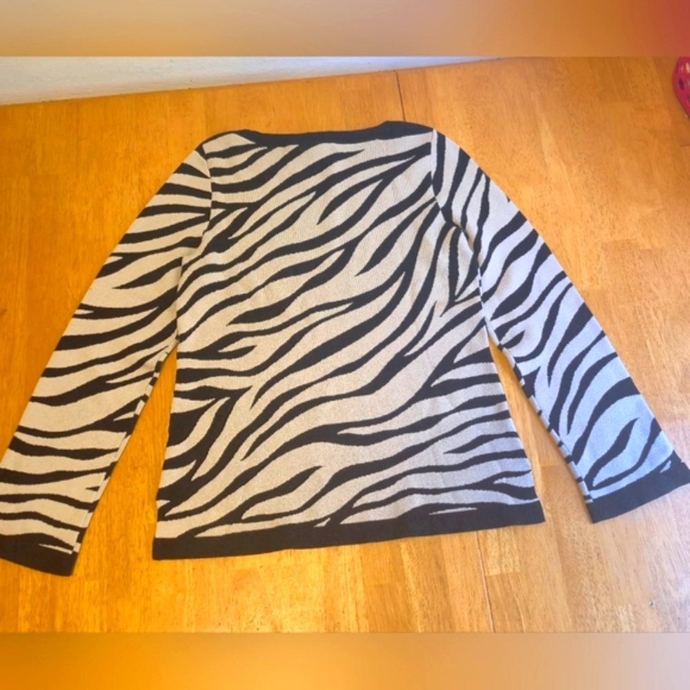 Ann Taylor Black and White Zebra Print Sweater - Picture 5 of 10